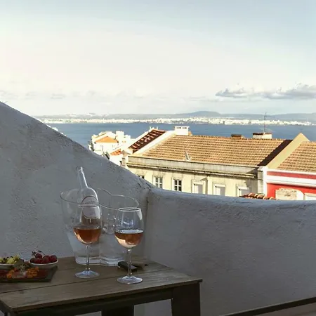Apartament Elegant Graca Duplex By Altido