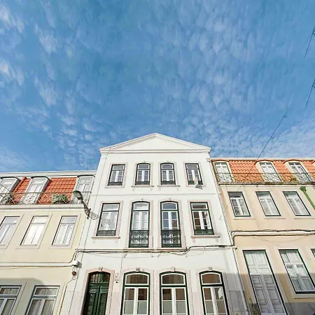Apartment Elegant Graca Duplex By Altido *